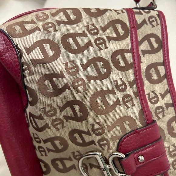 Lovely Etienne Aigner Bag! - Picture 2 of 5